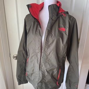 The North Face Women’s Rain Jacket/WindBreaker